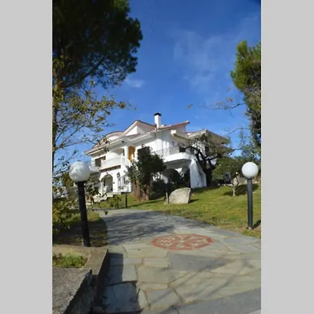 Holiday home Triple H *