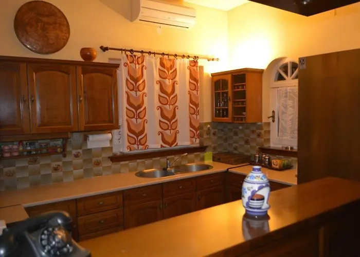 Triple H Case de vacanță