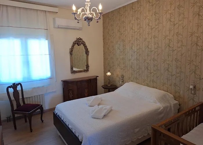 Triple H Case de vacanță